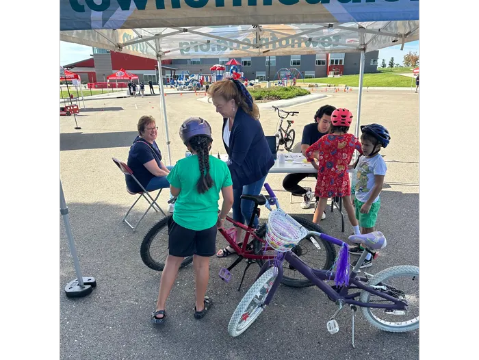 Colleen Whitlow in the community, photo 69